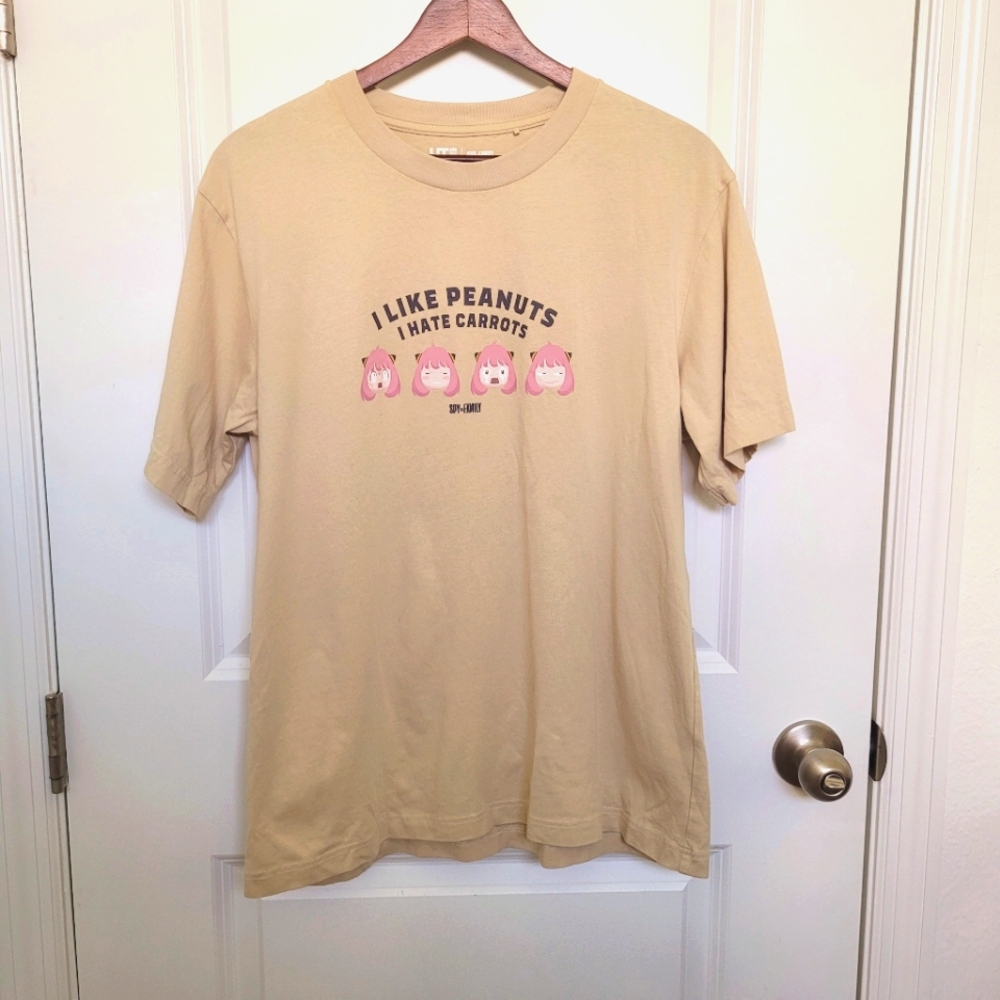Uniqlo Limited Edition Beige Tan Anime Spy Family Anya Faces Shirt Medium